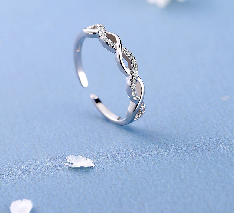 S925 Sterling Silver Micro-Pave Flash Diamond Twisted Rope Ring for Women, Ins-Inspired Korean Style, Unique Design, Hollow Twisted Open Ring